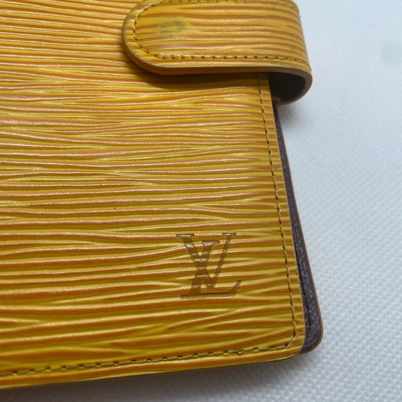 Yellow Epi leather agenda - Picture 2 of 10